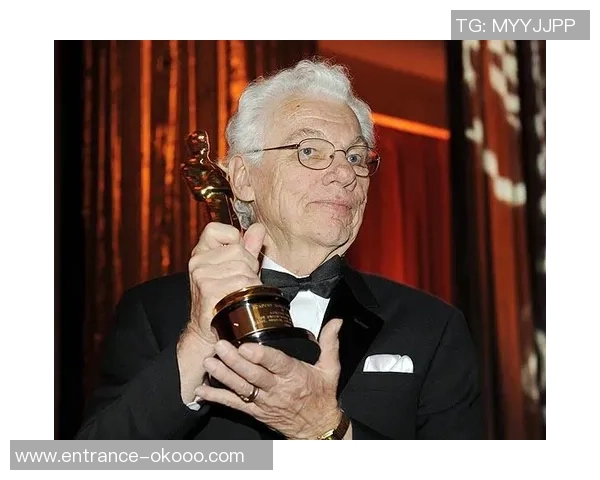 吉布森的传奇人生与创作之路探秘：从电影到文学的跨界成就与影响