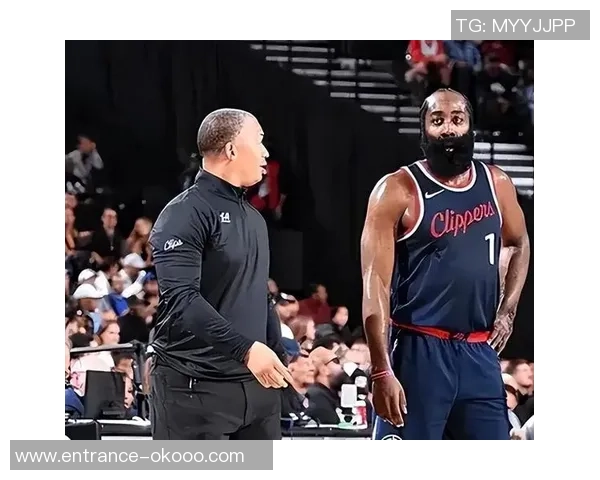 周一303热火与火箭激战一触即发谁能在NBA赛场上笑到最后 周一303热火与火箭激战一触即发谁能在NBA赛场上笑到最后